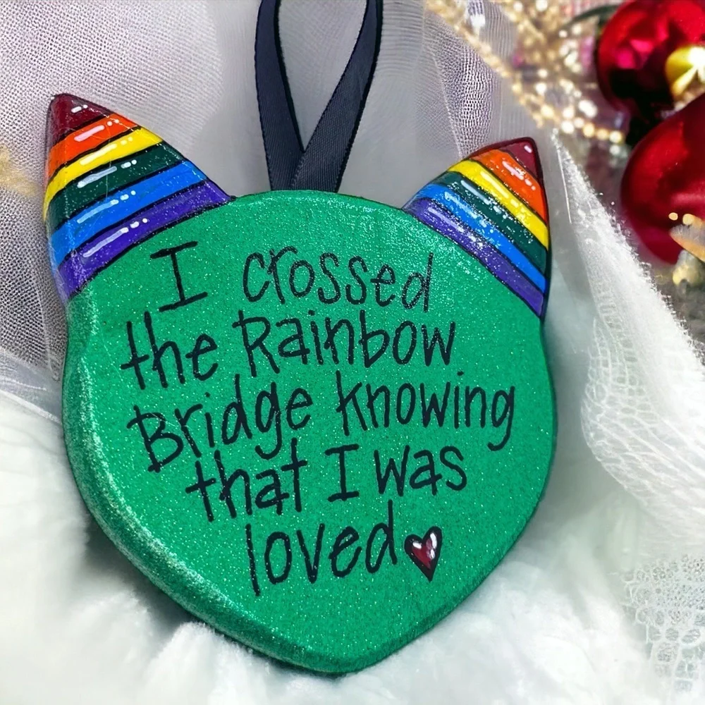 Purr-fect Tribute: Rainbow Bridge Cat Ornament. Personalized Custom Christmas
